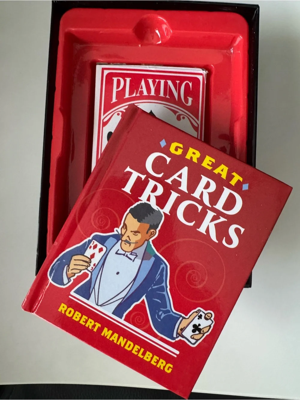 Magic Card Tricks Book & Kit By Robert Mandelberg and Distributed By Mud Puddle